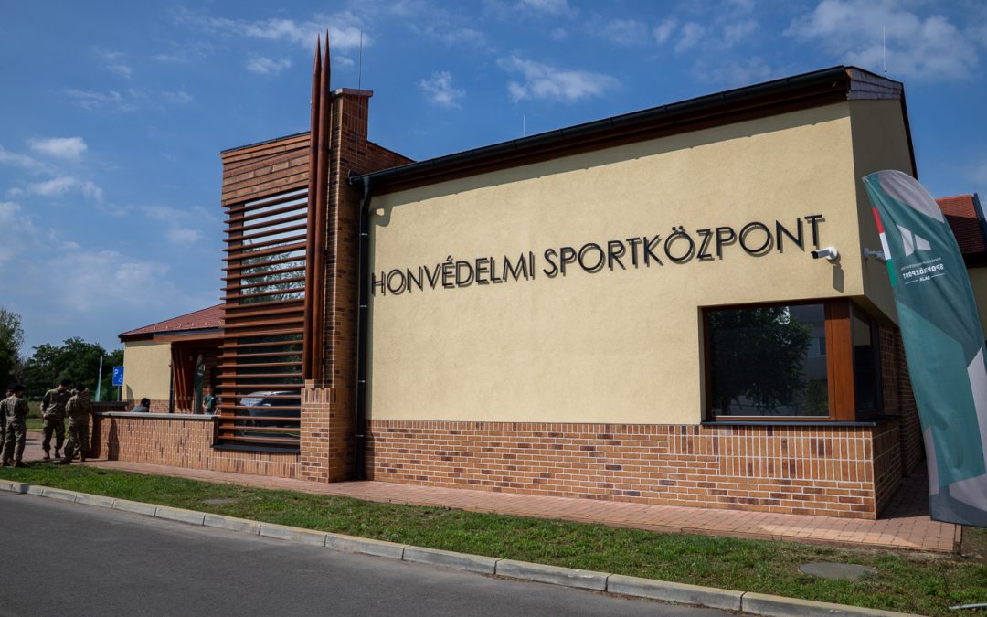 A Télapók is lőhetnek Baján