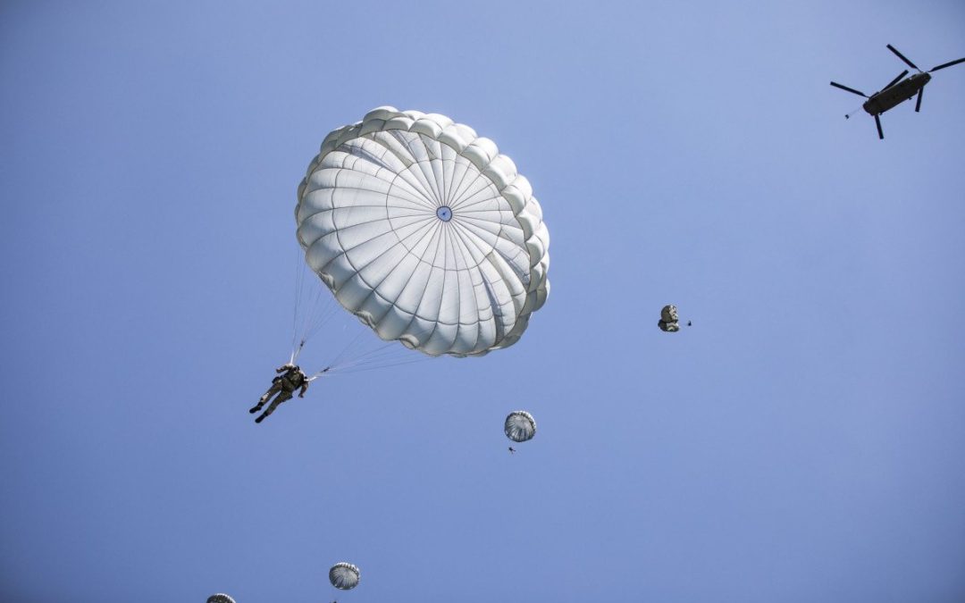 Magyar ejtőernyősök a világ élvonalában!