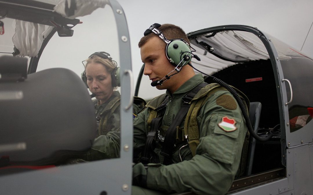 ADHU 25: folyamatos pilótaképzés