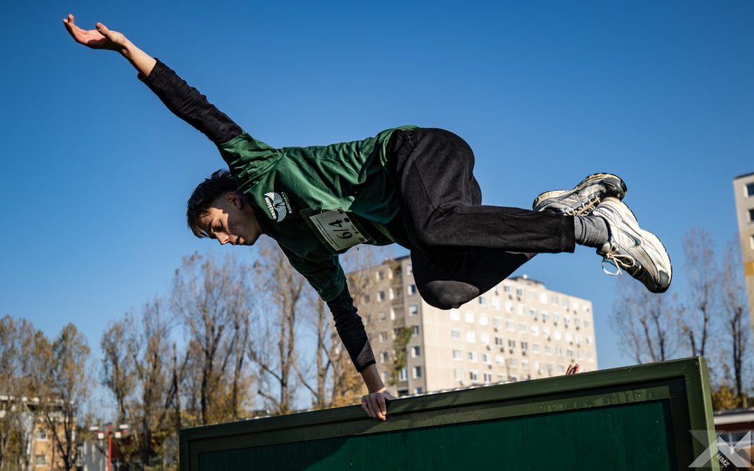 Katonai ügyességi versenyen bizonyítottak a középiskolások