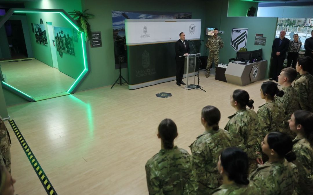 Megnyílt a Békéscsabai Honvédelmi Központ 