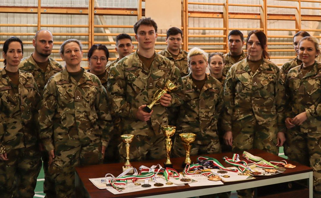 Erő, fegyelem, elhivatottság